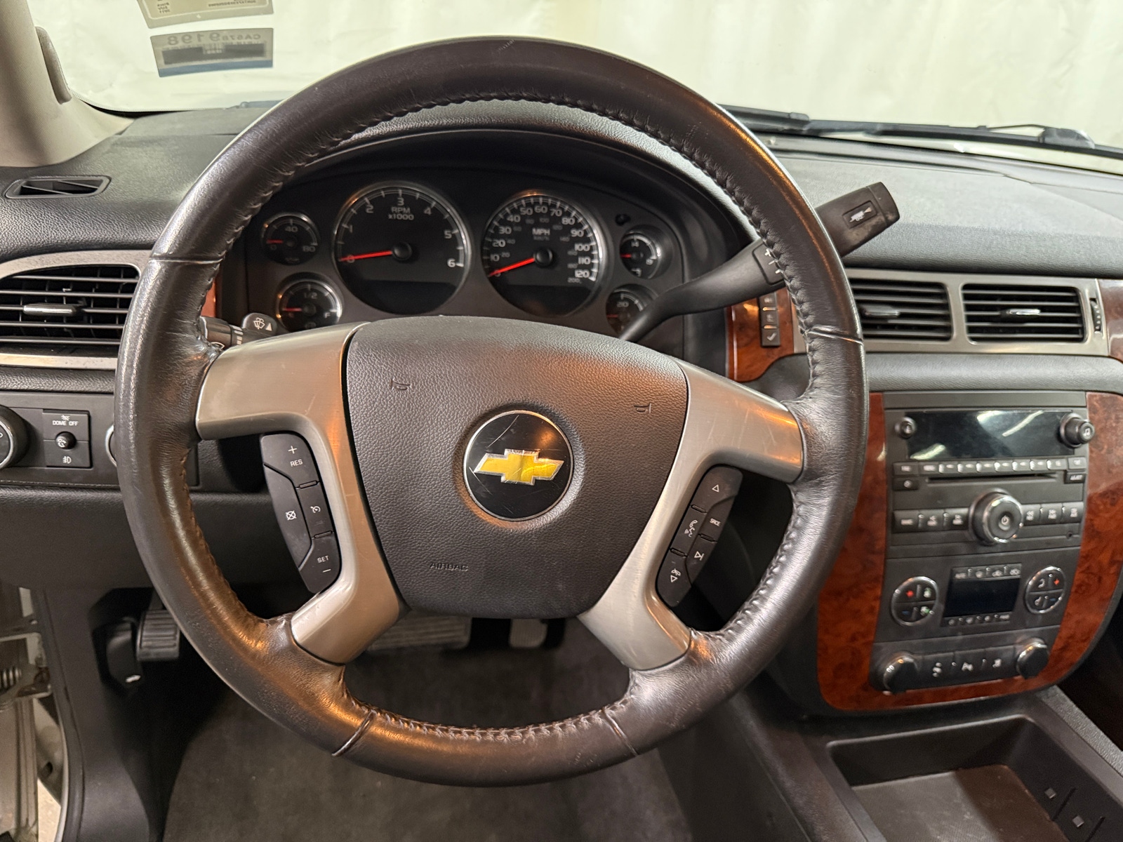 Thumbnail: 2011 Chevrolet Avalanche 1500 - 5