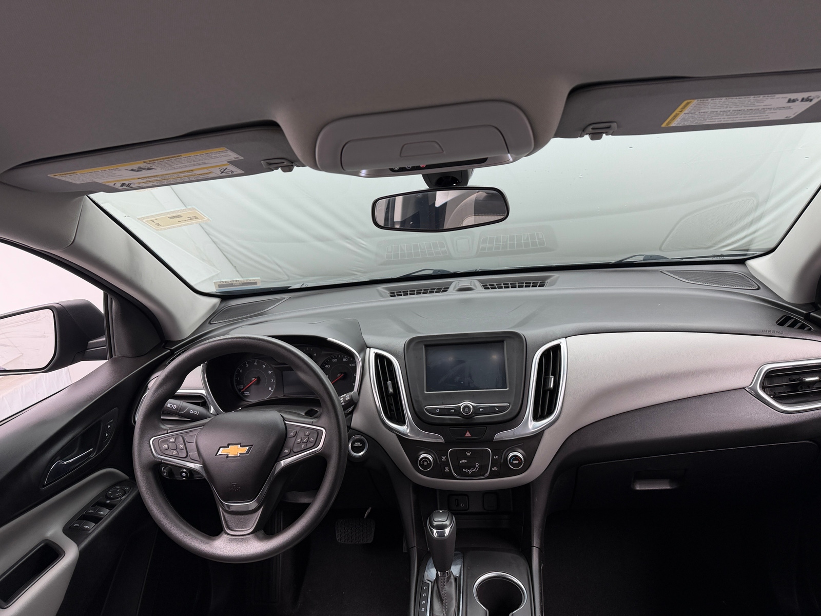 Thumbnail: 2018 Chevrolet Equinox - 3