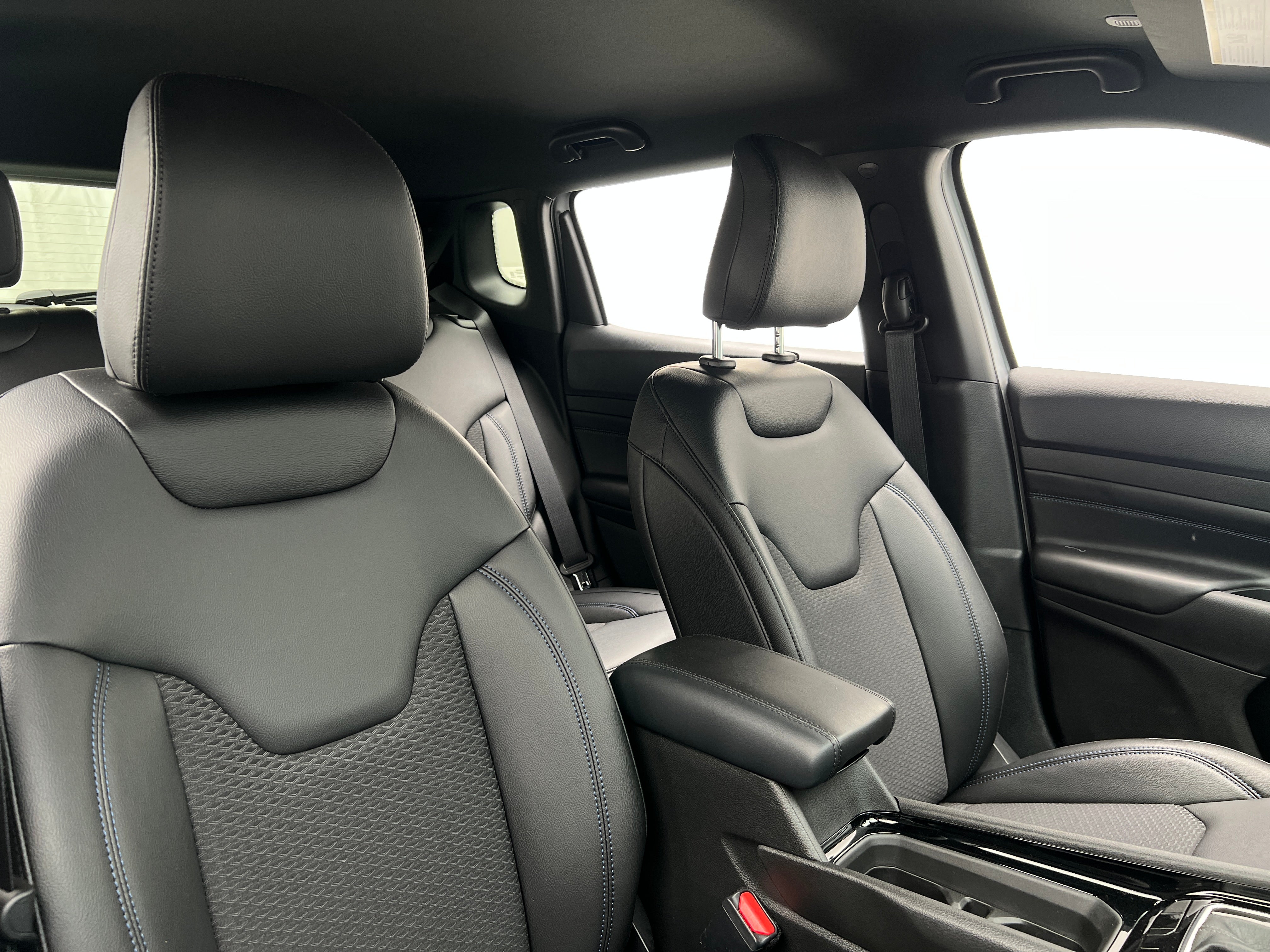 2026 Jeep Compass Altitude 4X4's photo