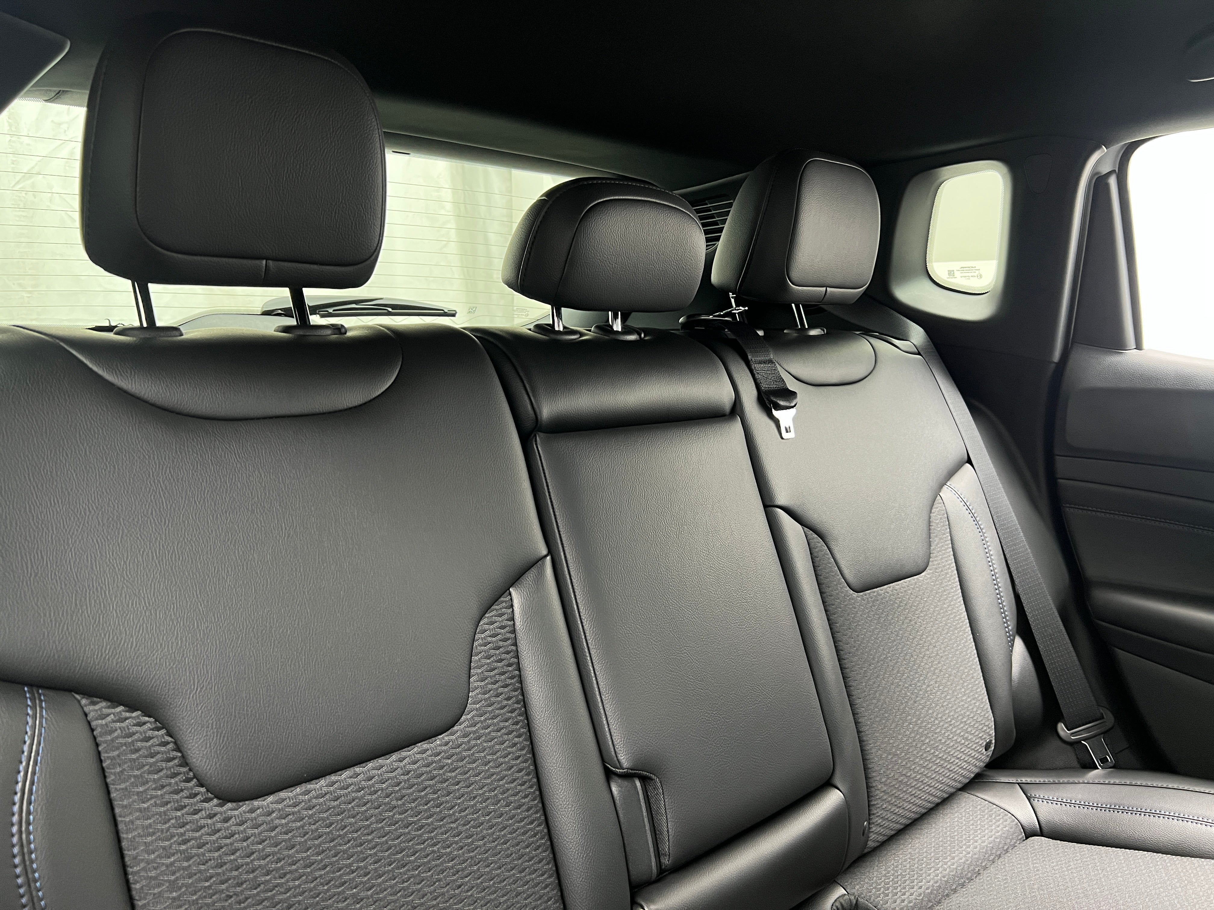 2026 Jeep Compass Altitude 4X4's photo