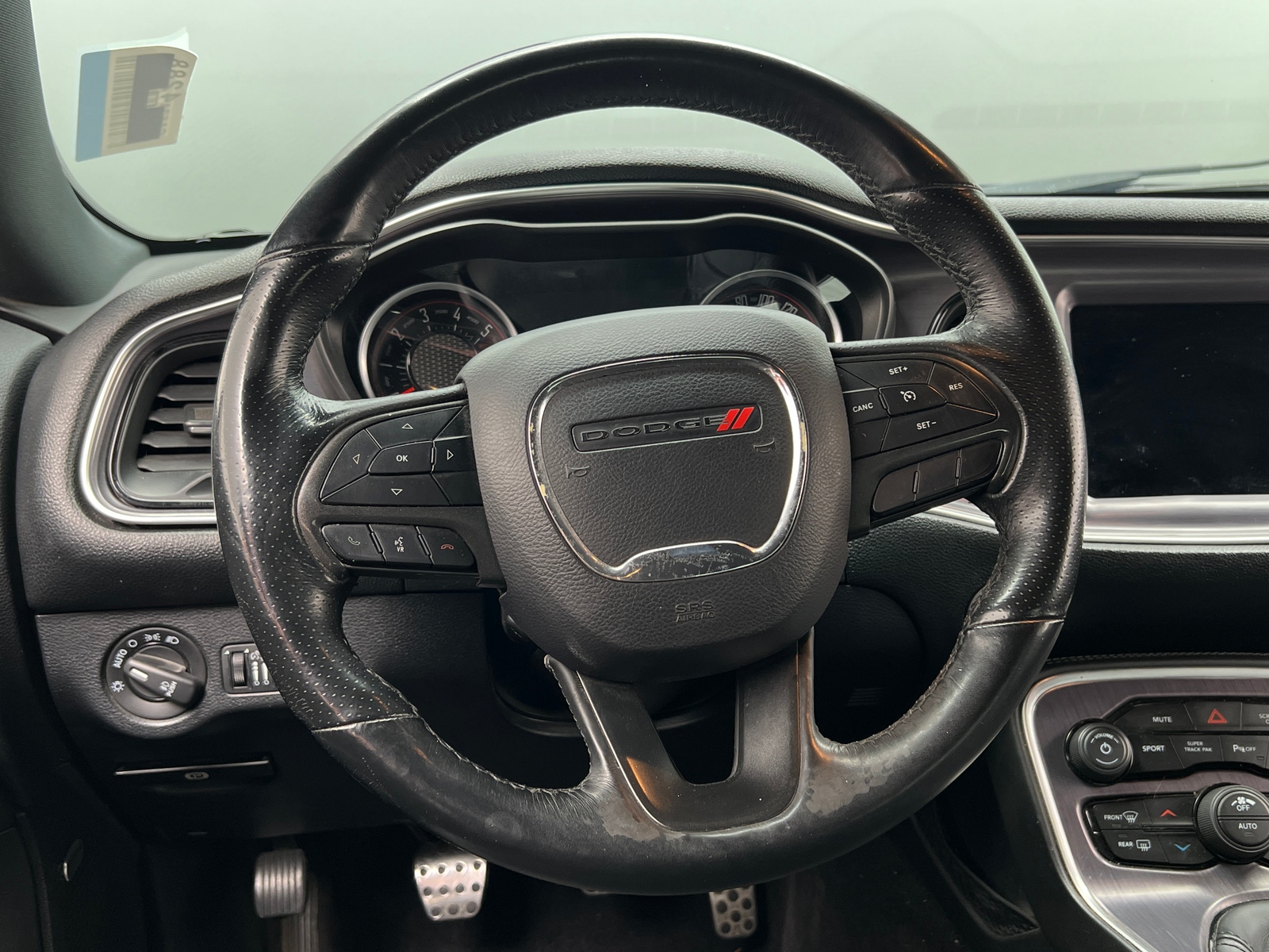 Thumbnail: 2017 Dodge Challenger - 3