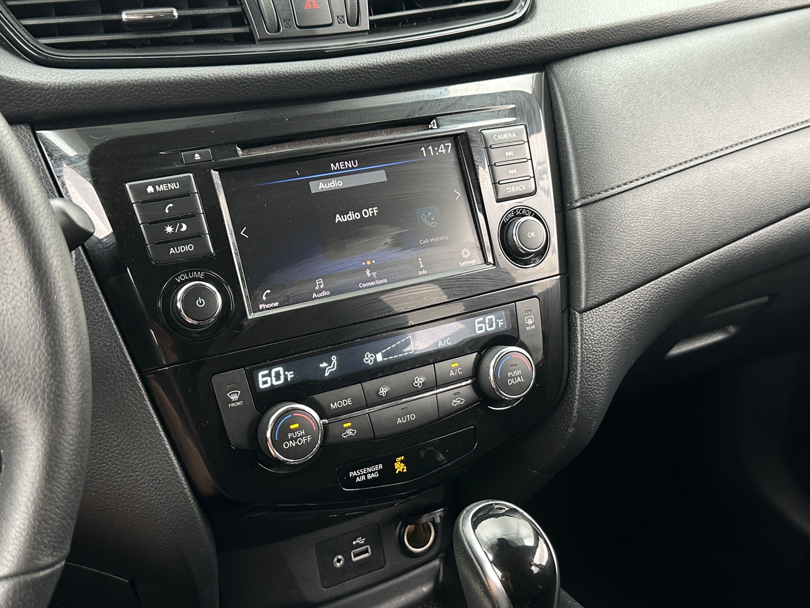 Thumbnail: 2019 Nissan Rogue - 4