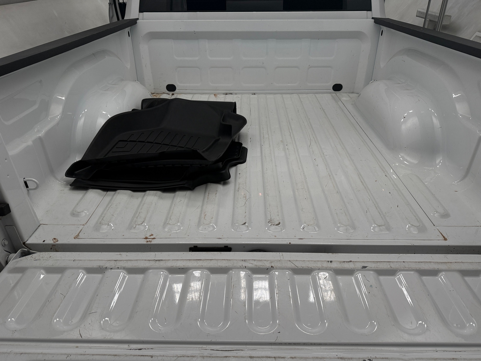 Thumbnail: 2023 RAM 1500 Classic - 7