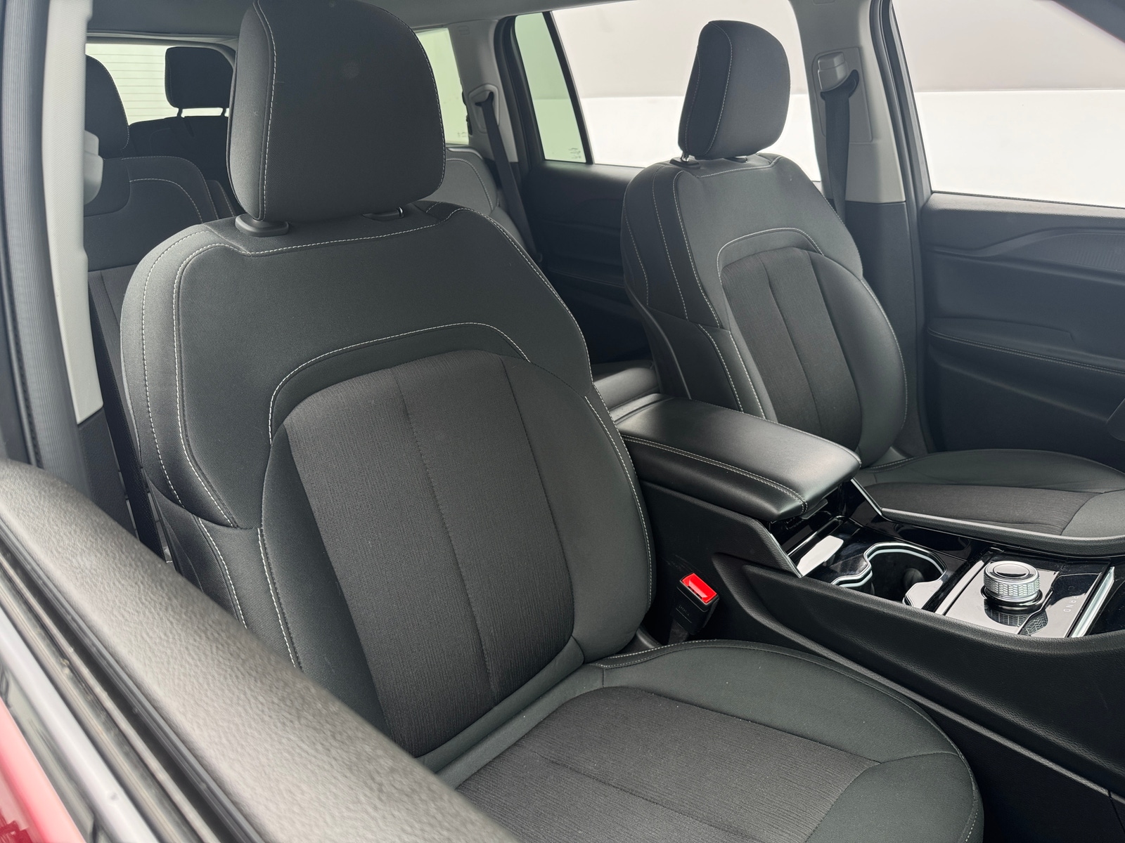 Thumbnail: 2023 Jeep Grand Cherokee L - 2