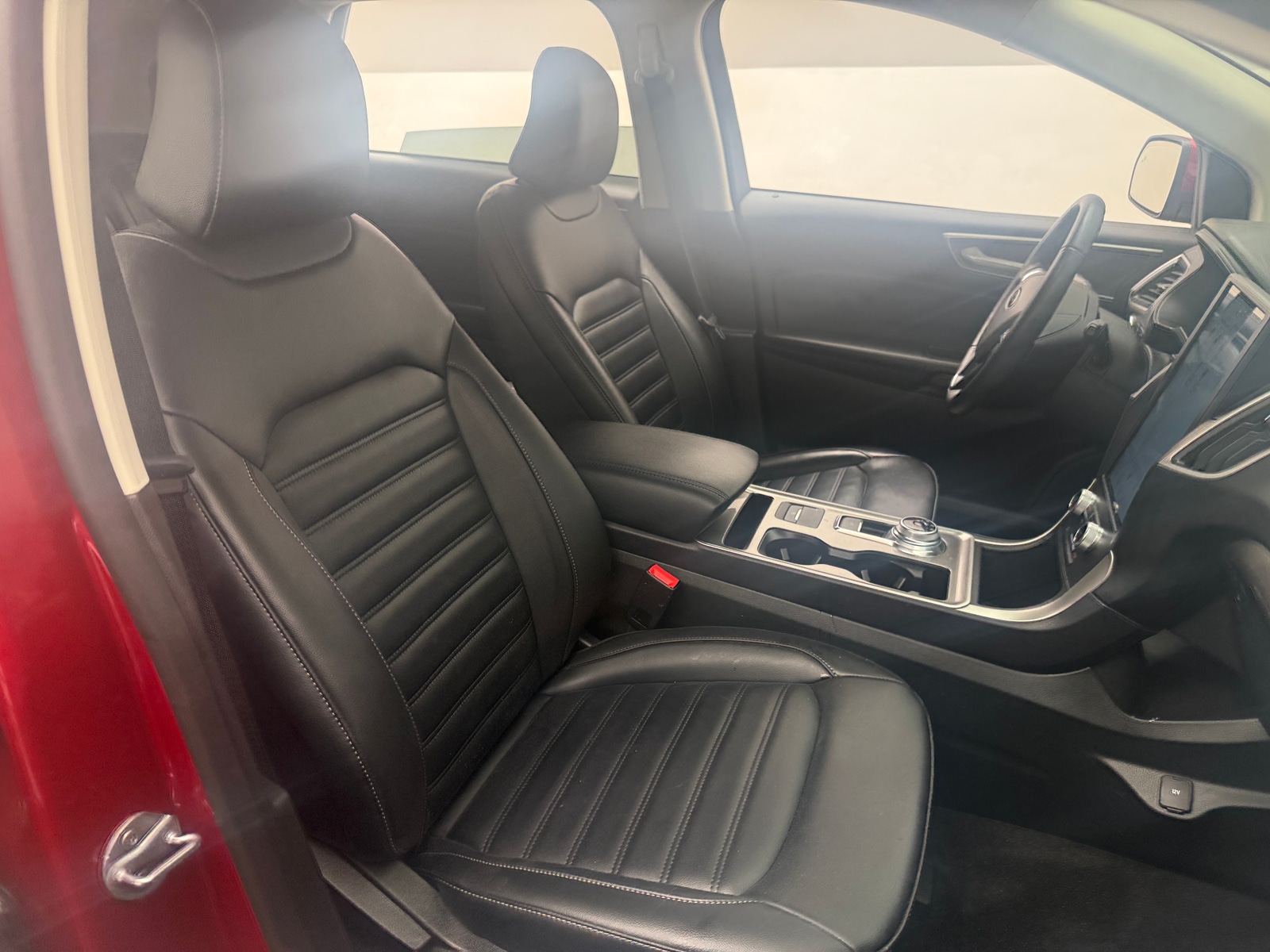Thumbnail: 2023 Ford Edge - 2