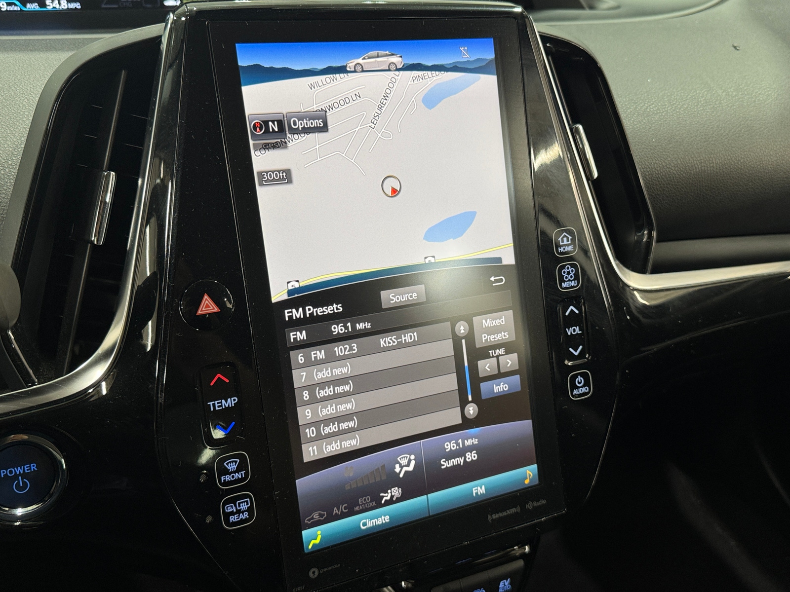 Thumbnail: 2020 Toyota Prius Prime - 3