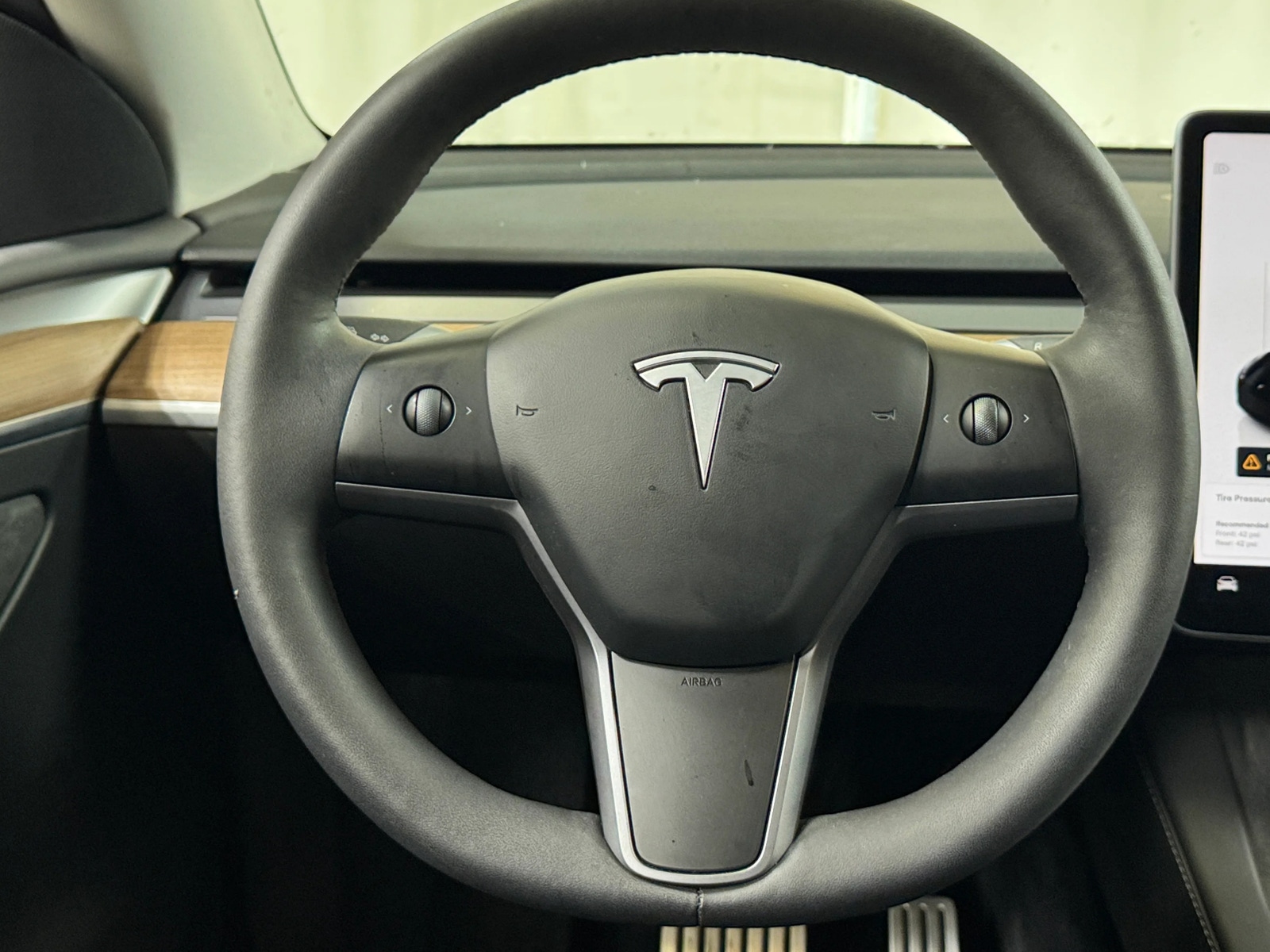 Thumbnail: 2023 Tesla Model Y - 4