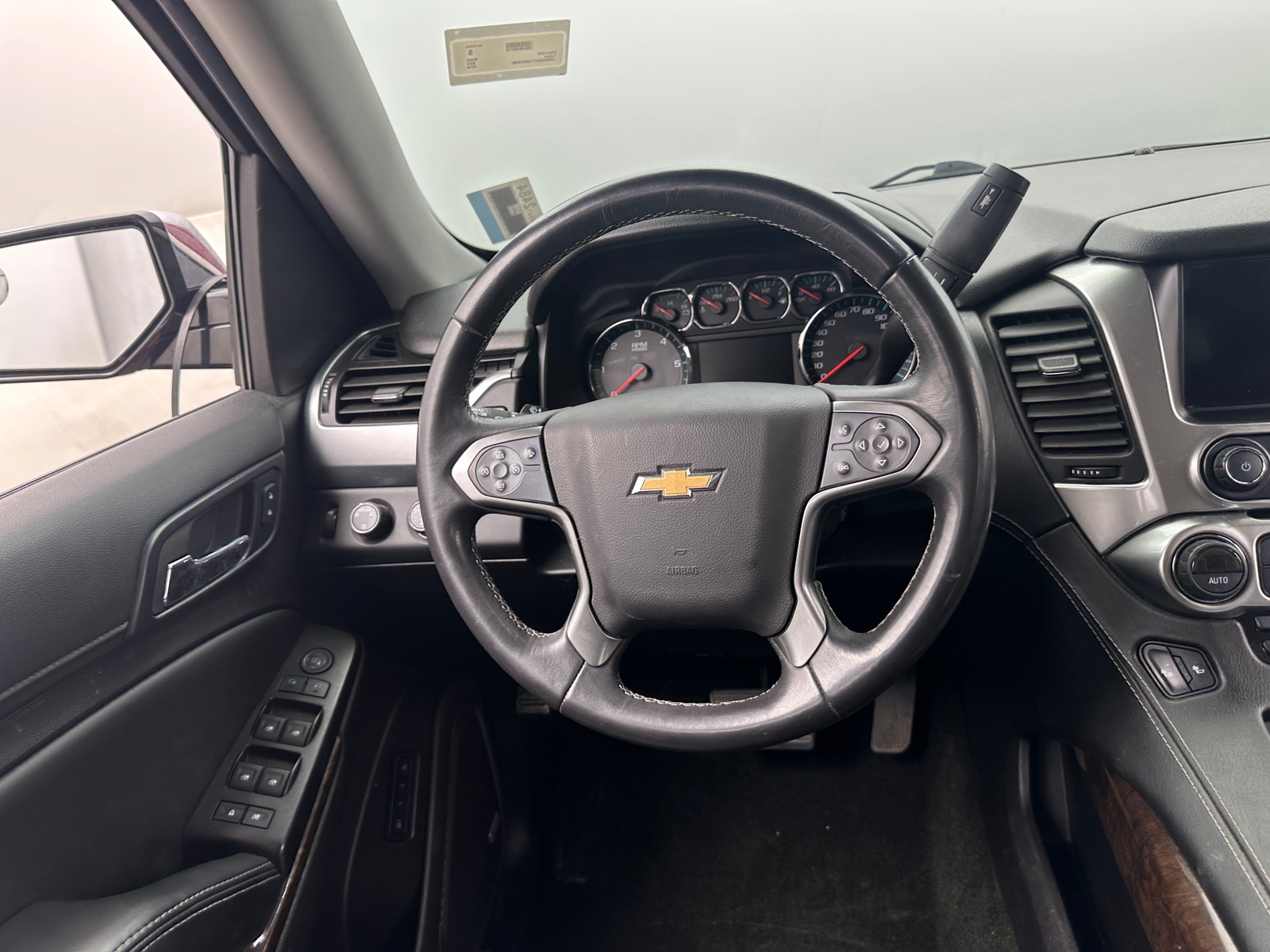Thumbnail: 2016 Chevrolet Tahoe - 4