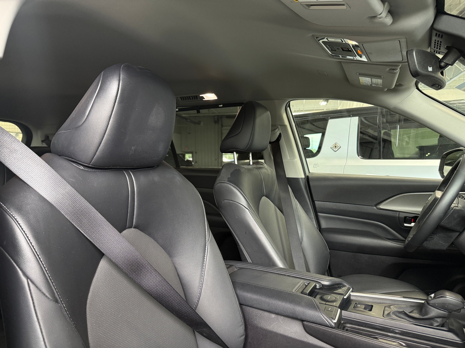 Thumbnail: 2025 Toyota Grand Highlander - 2