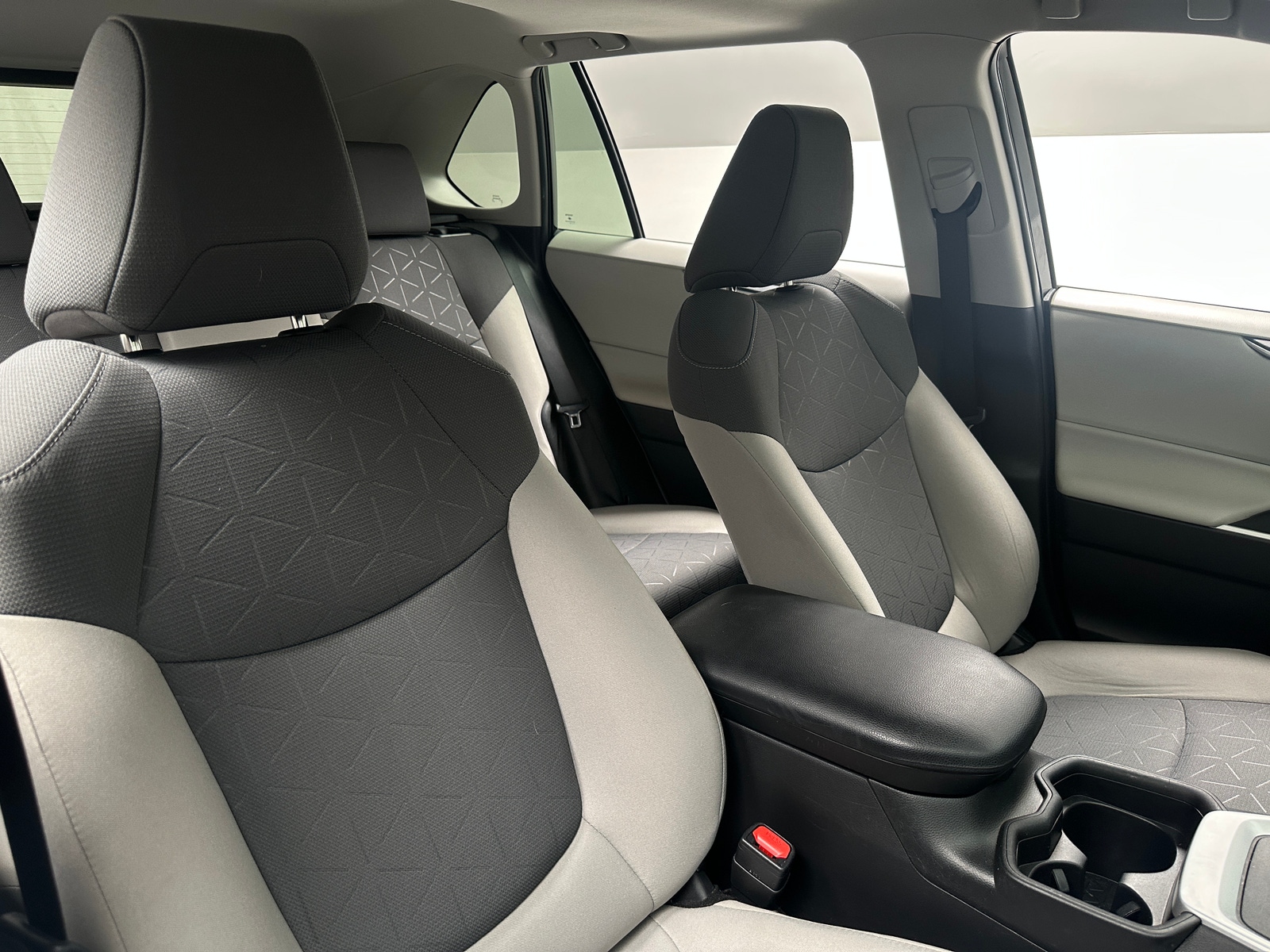 Thumbnail: 2021 Toyota RAV4 - 2