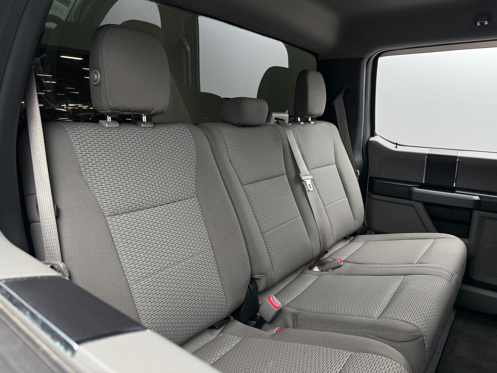Thumbnail: 2017 Ford Econoline - 6