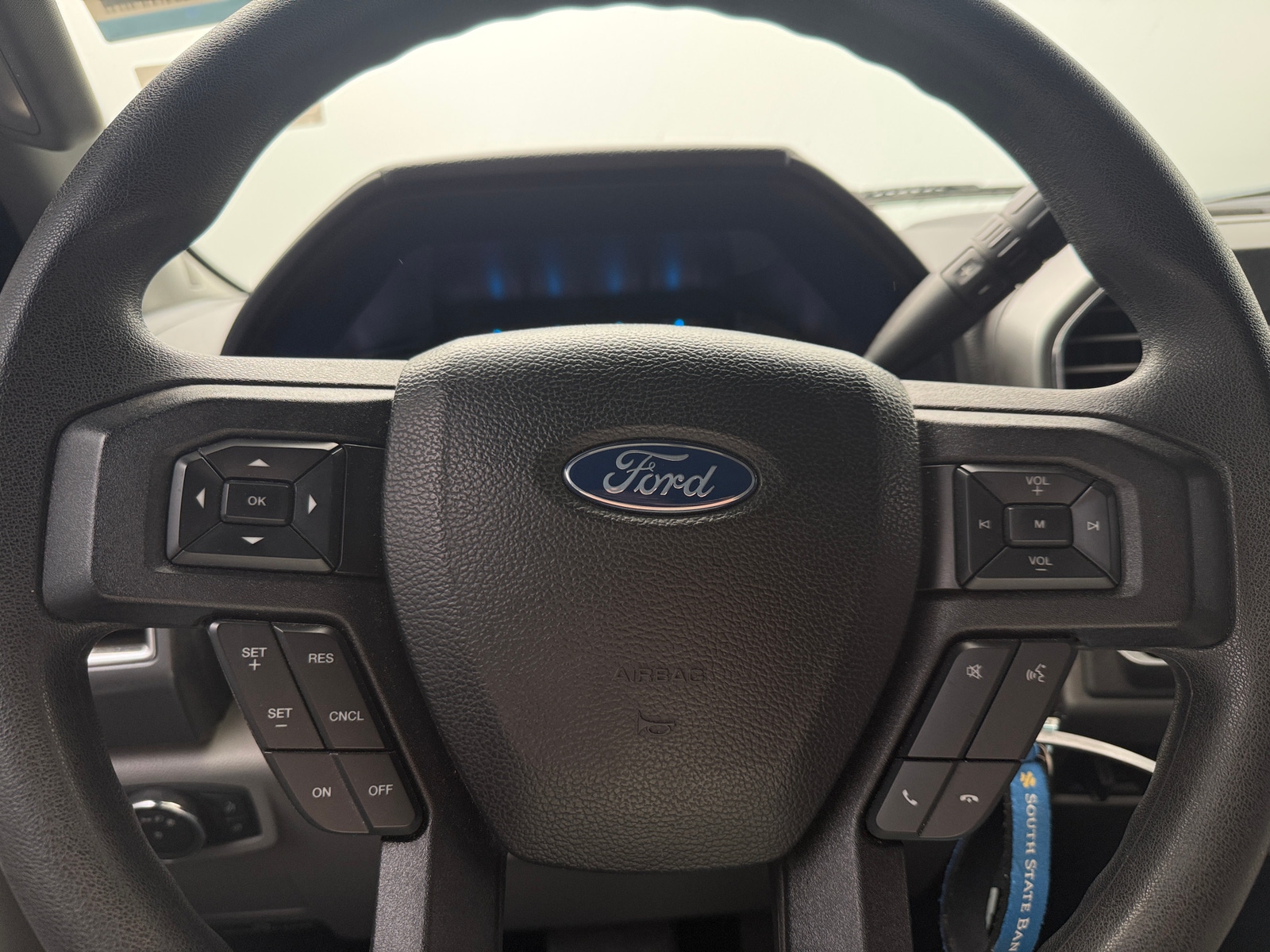 Thumbnail: 2017 Ford Econoline - 5