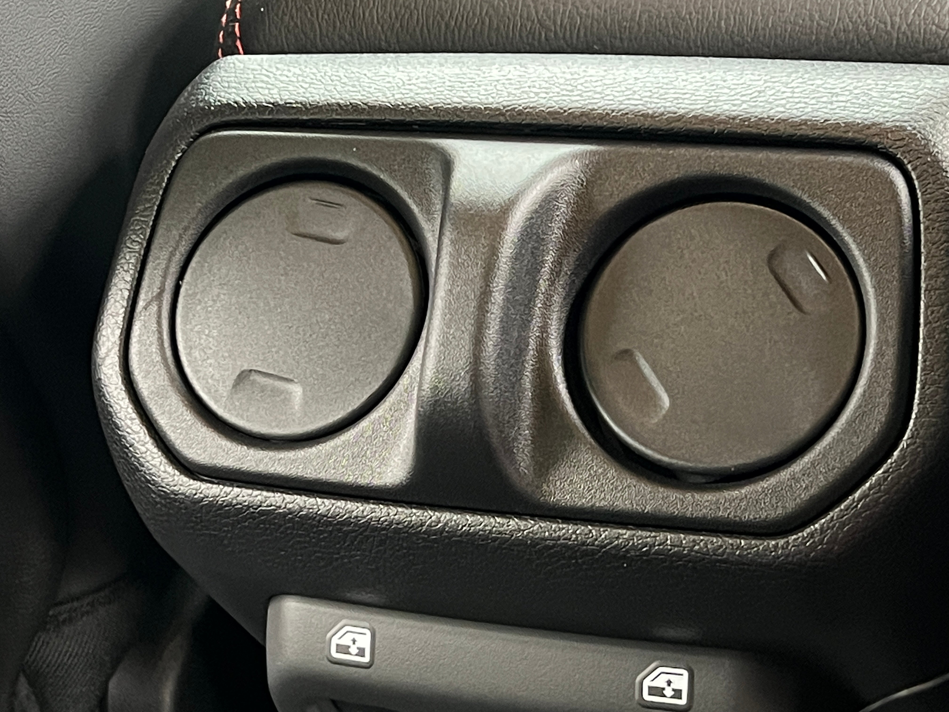 2026 Jeep Wrangler Rubicon X's photo