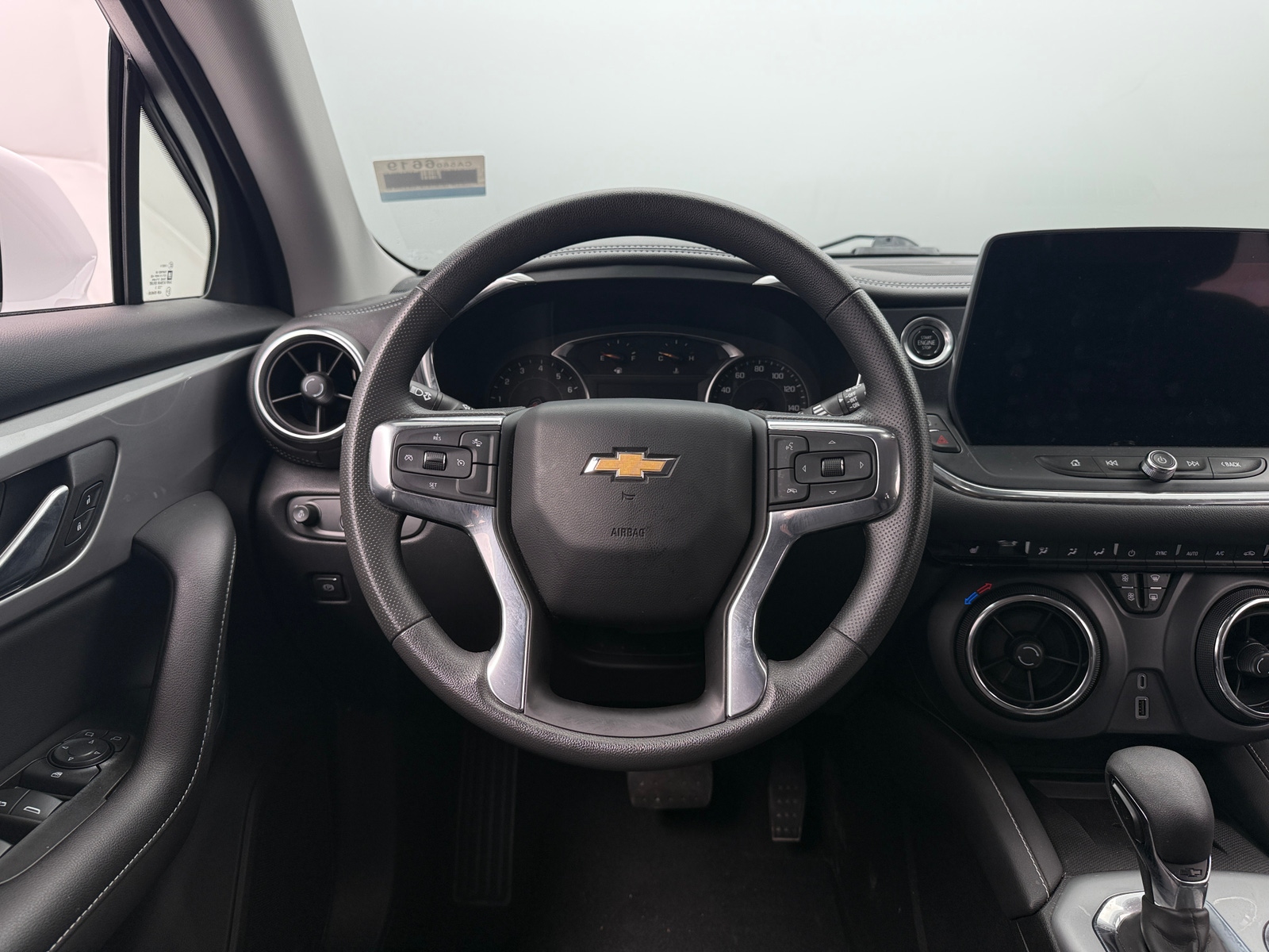 Thumbnail: 2023 Chevrolet Blazer - 5