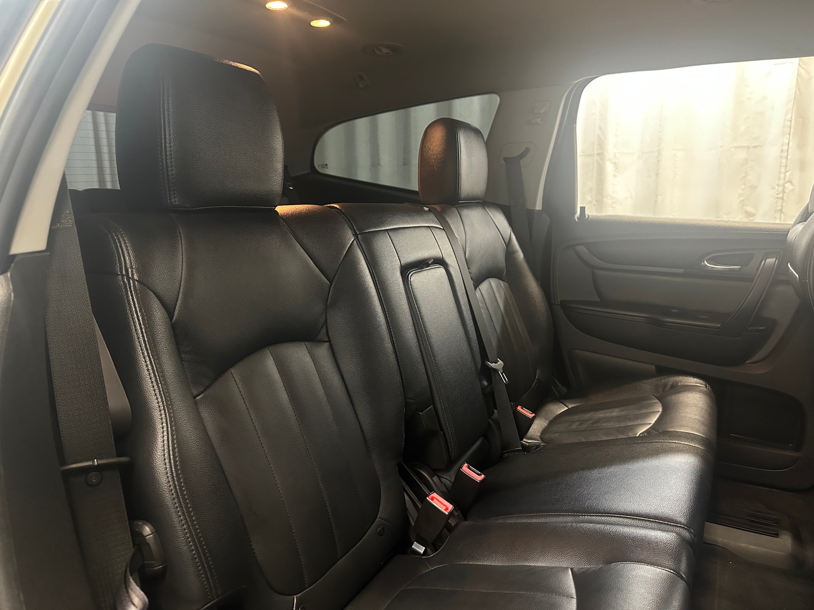 Thumbnail: 2016 Chevrolet Traverse - 6