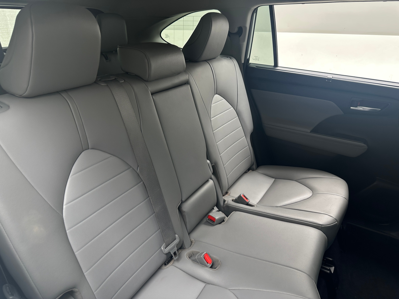 Thumbnail: 2020 Toyota Highlander - 5