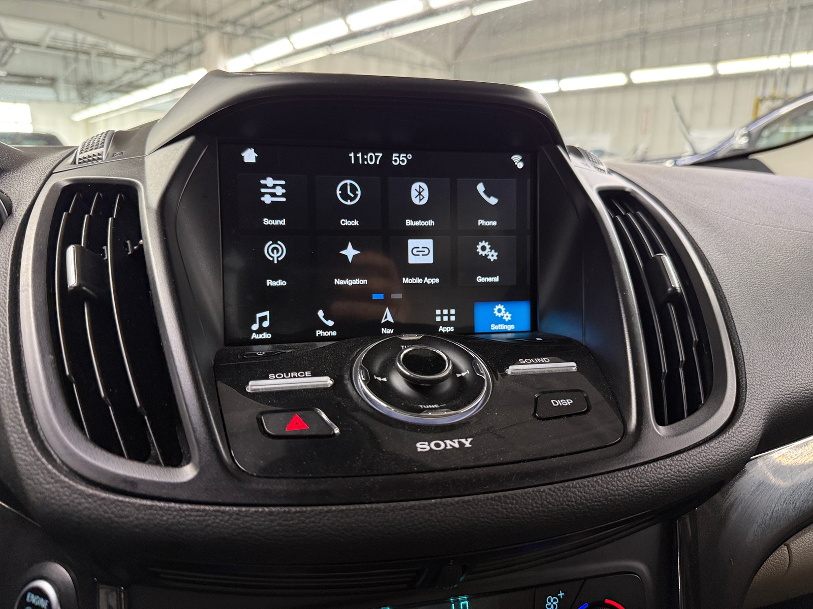 Thumbnail: 2017 Ford Escape - 3