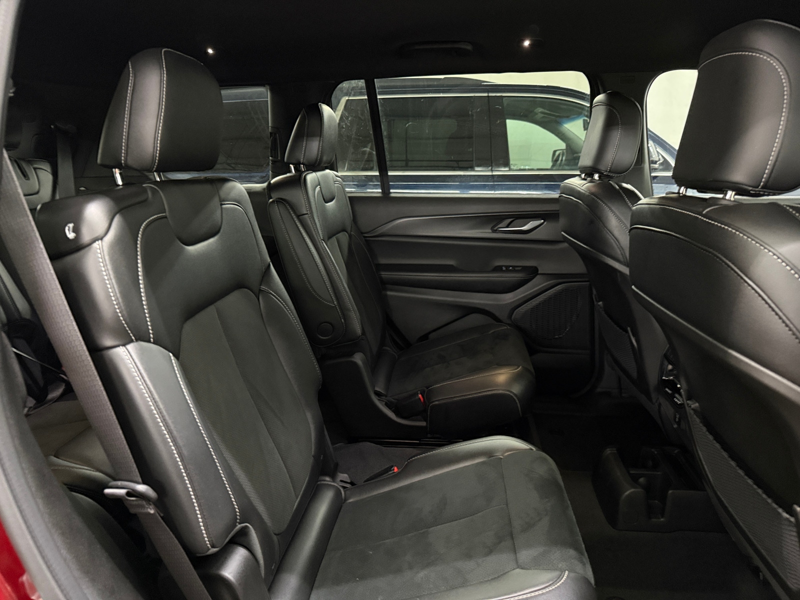 Thumbnail: 2024 Jeep Grand Cherokee L - 5