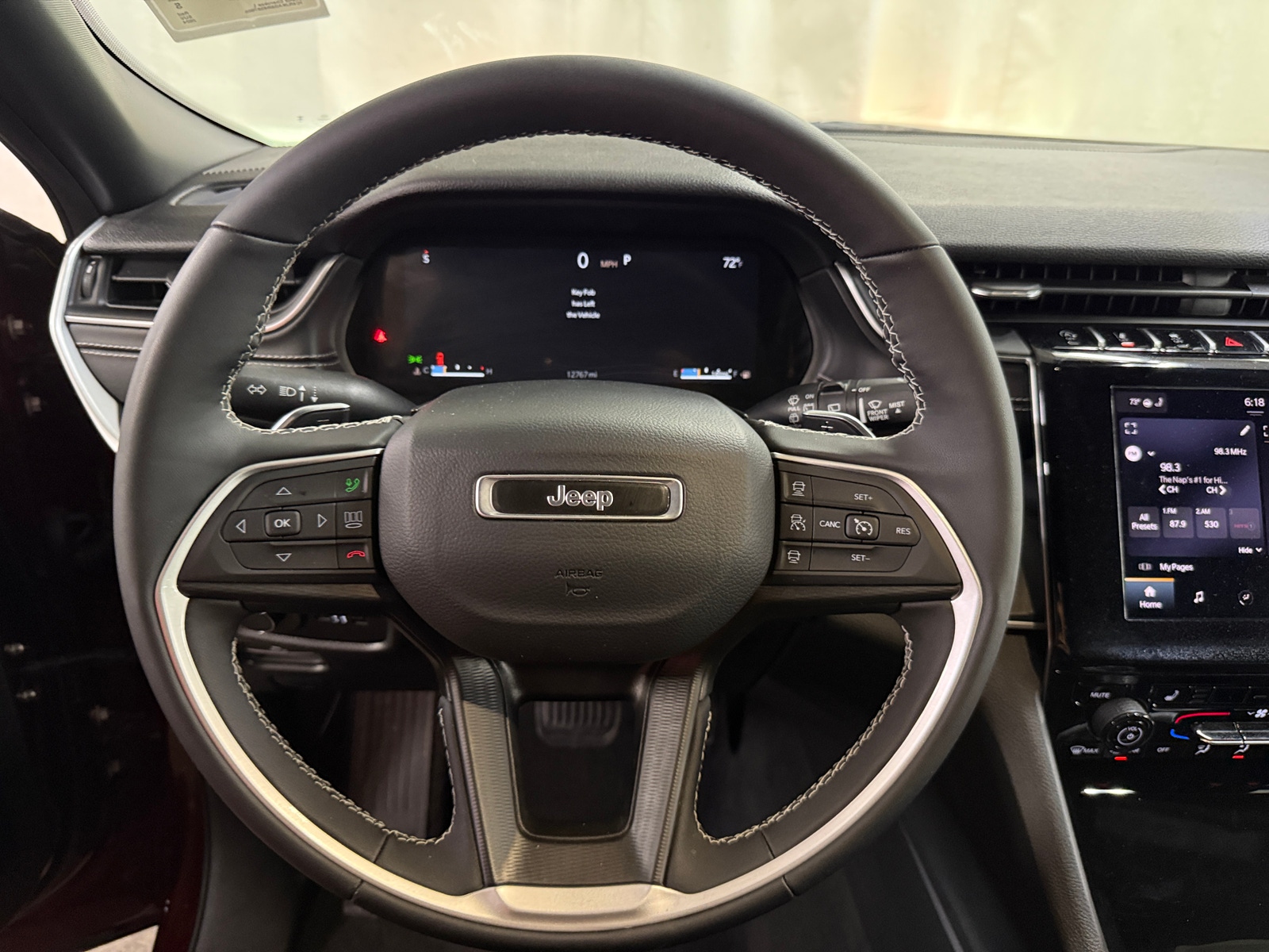 Thumbnail: 2024 Jeep Grand Cherokee L - 4
