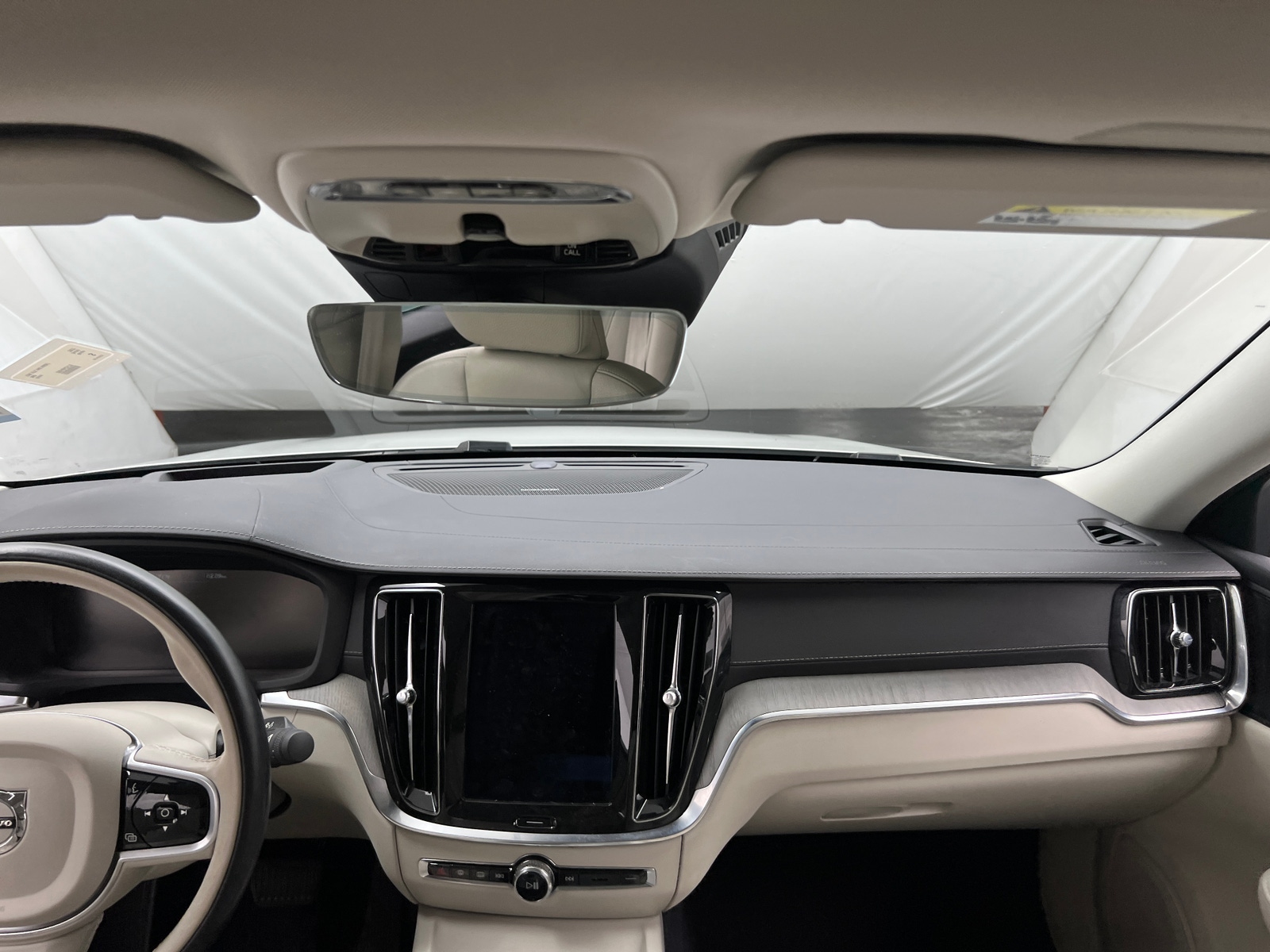 Thumbnail: 2022 Volvo S60 - 3