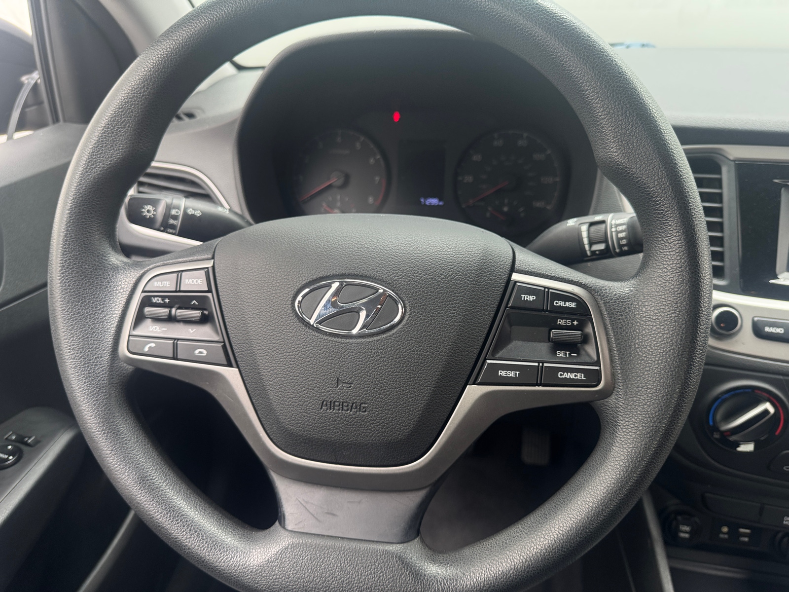 Thumbnail: 2021 Hyundai Accent - 5
