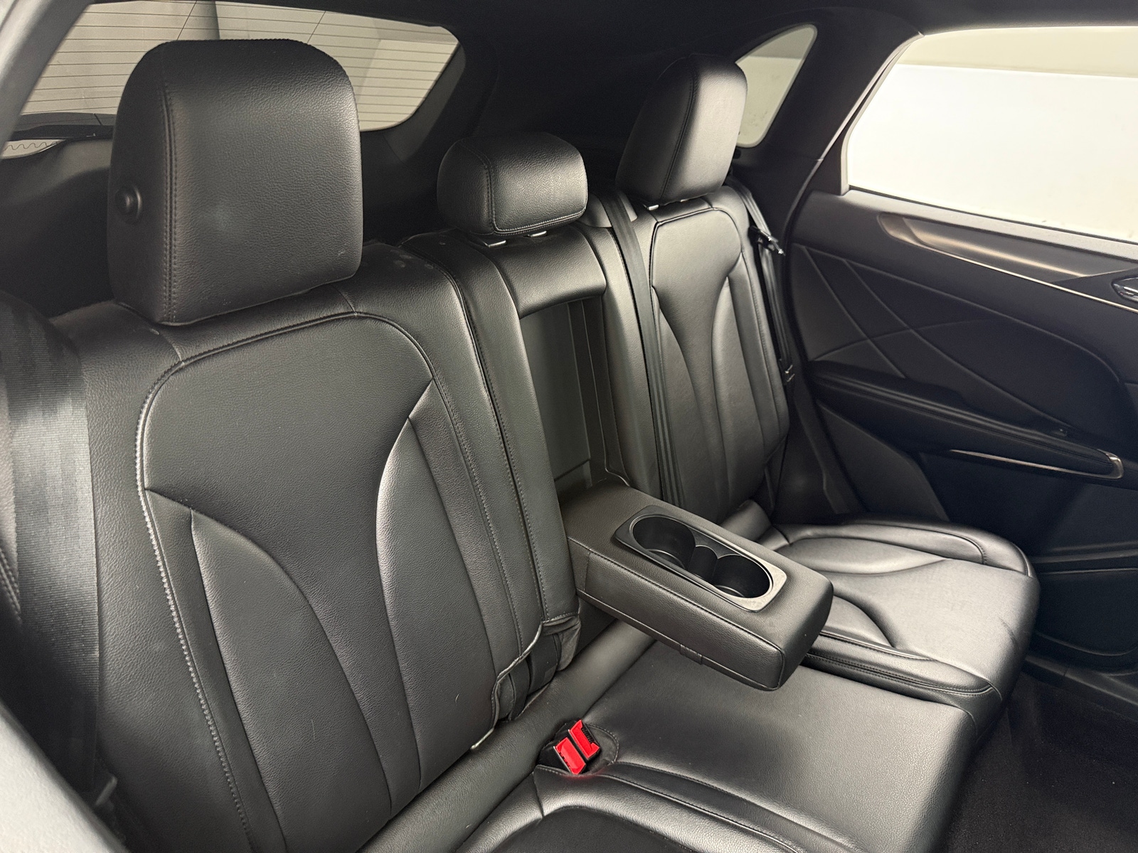 Thumbnail: 2017 Lincoln MKC - 5