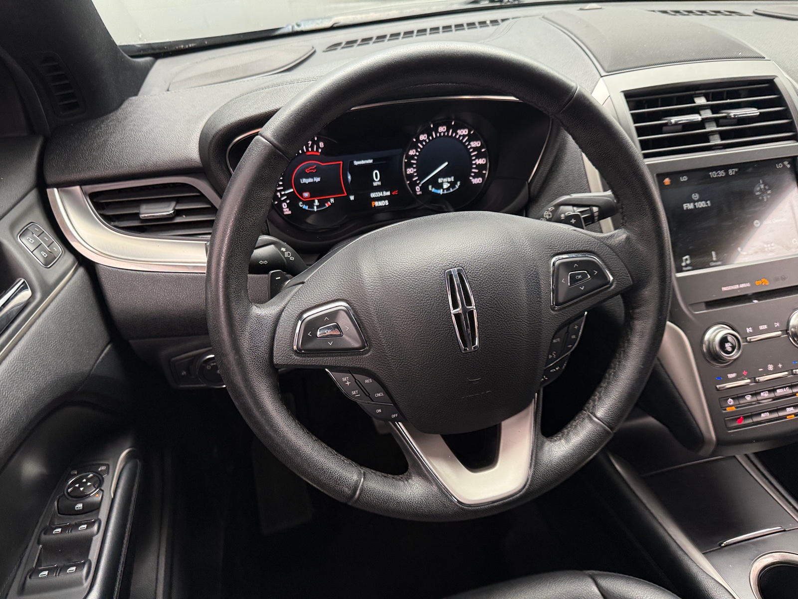 Thumbnail: 2017 Lincoln MKC - 4