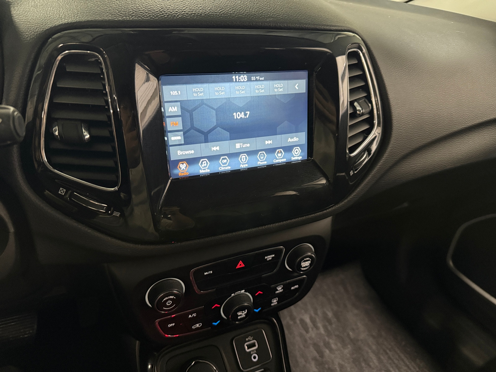 Thumbnail: 2018 Jeep Compass - 4