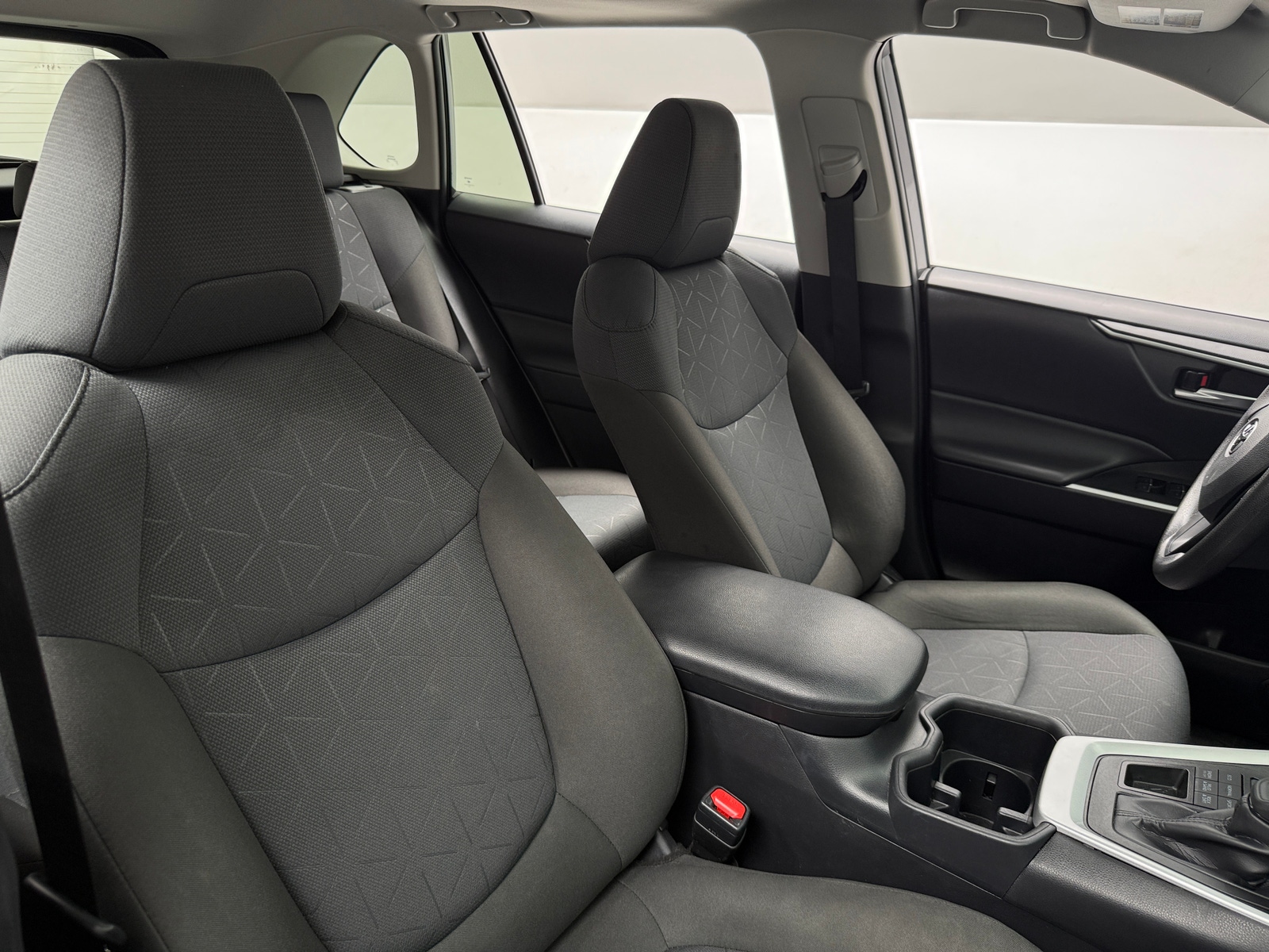 Thumbnail: 2025 Toyota RAV4 - 2