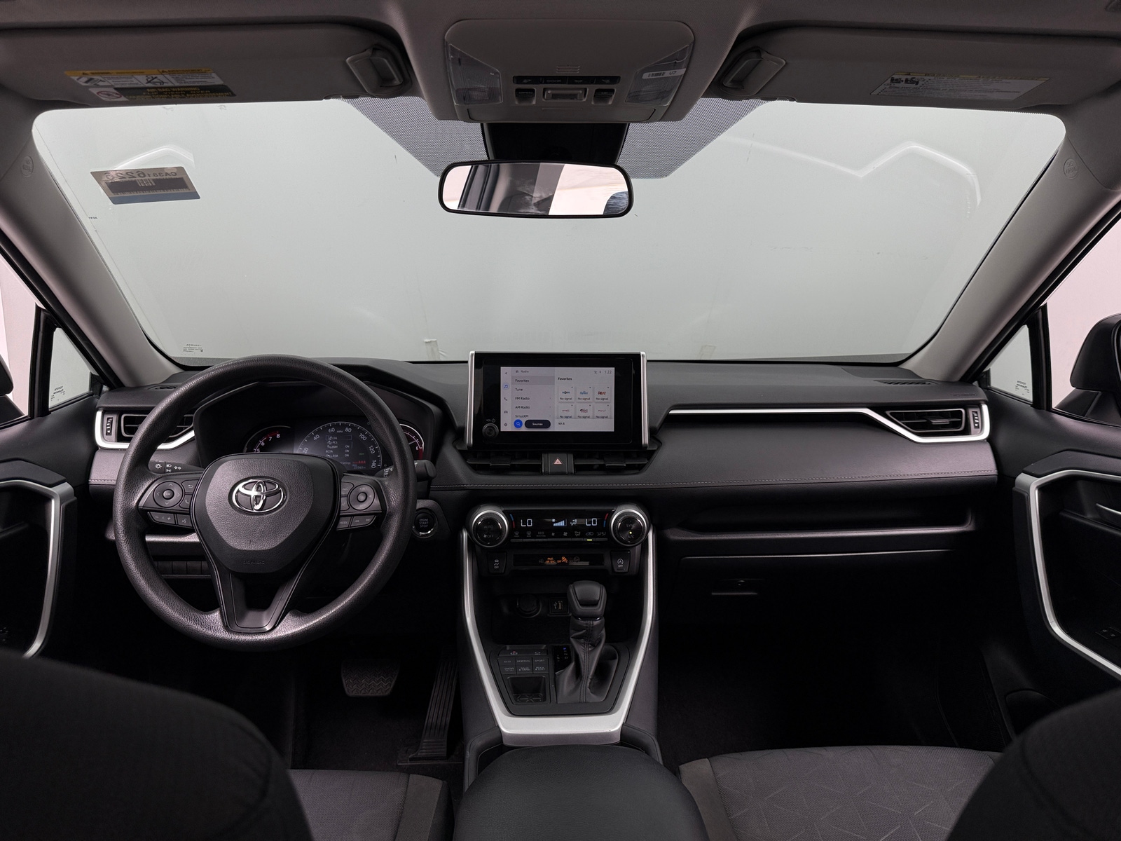 Thumbnail: 2025 Toyota RAV4 - 3
