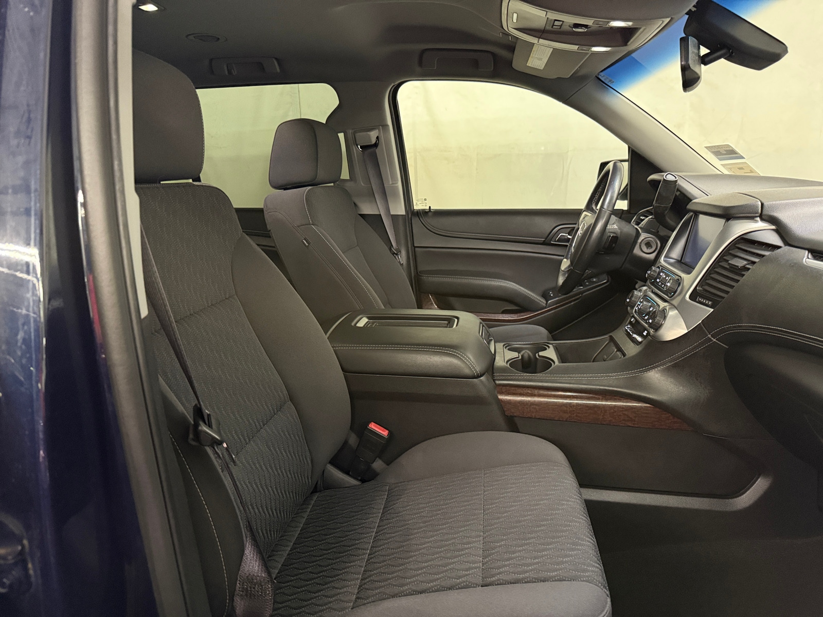 Thumbnail: 2017 GMC Yukon - 2