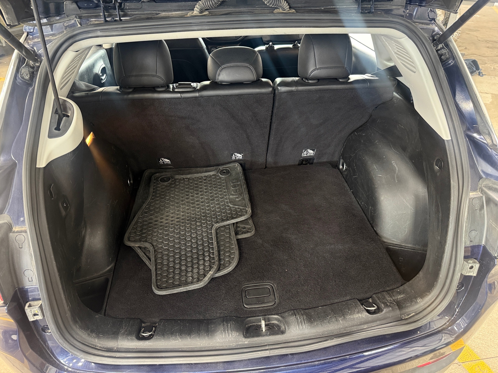 Thumbnail: 2018 Jeep Compass - 7