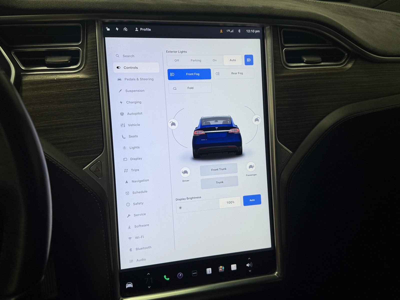 Thumbnail: 2016 Tesla Model X - 3