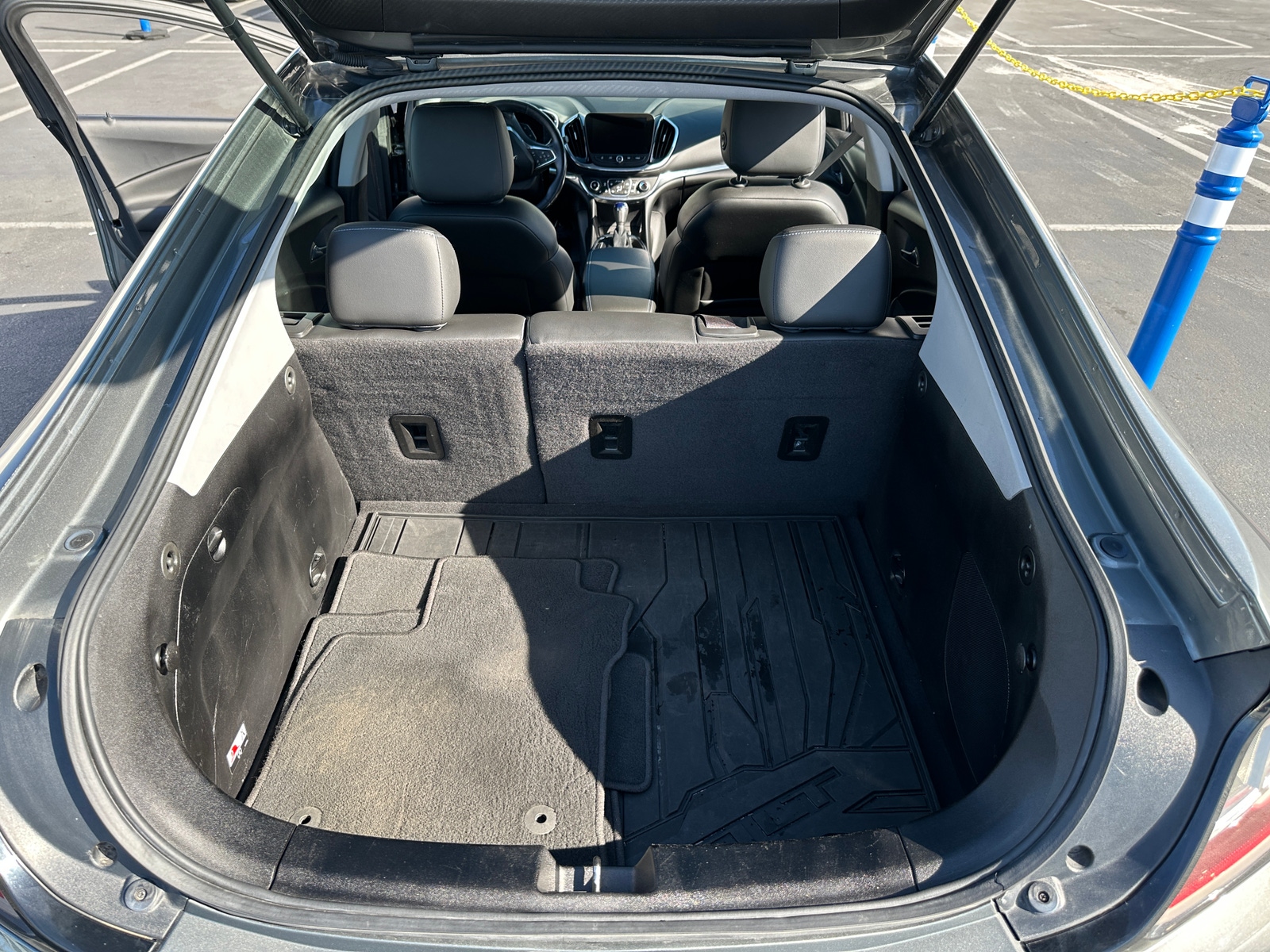 Thumbnail: 2017 Chevrolet Volt - 6