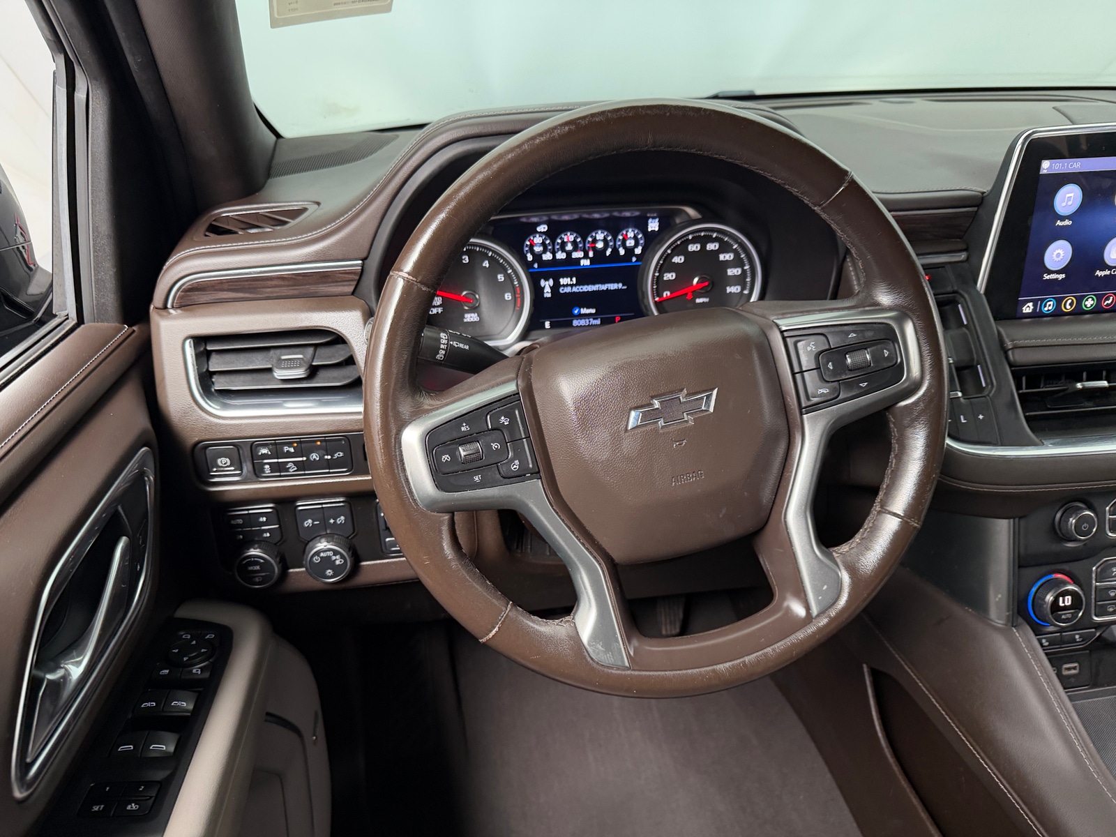 Thumbnail: 2021 Chevrolet Suburban - 4