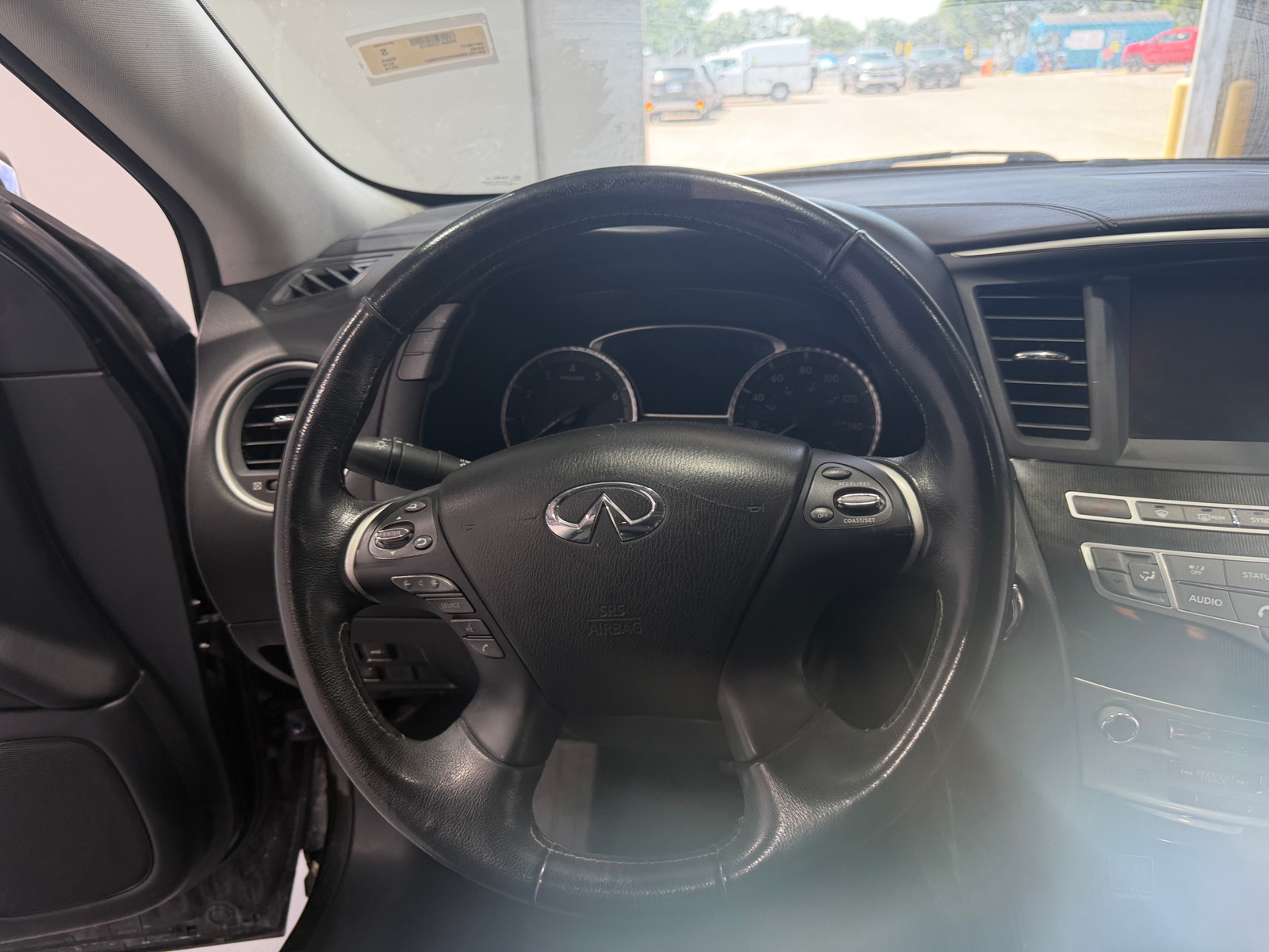 Thumbnail: 2019 INFINITI QX60 - 4