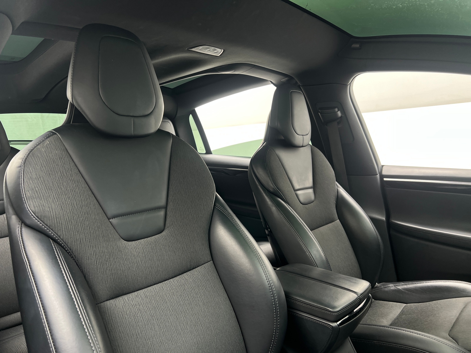 Thumbnail: 2017 Tesla Model X - 2