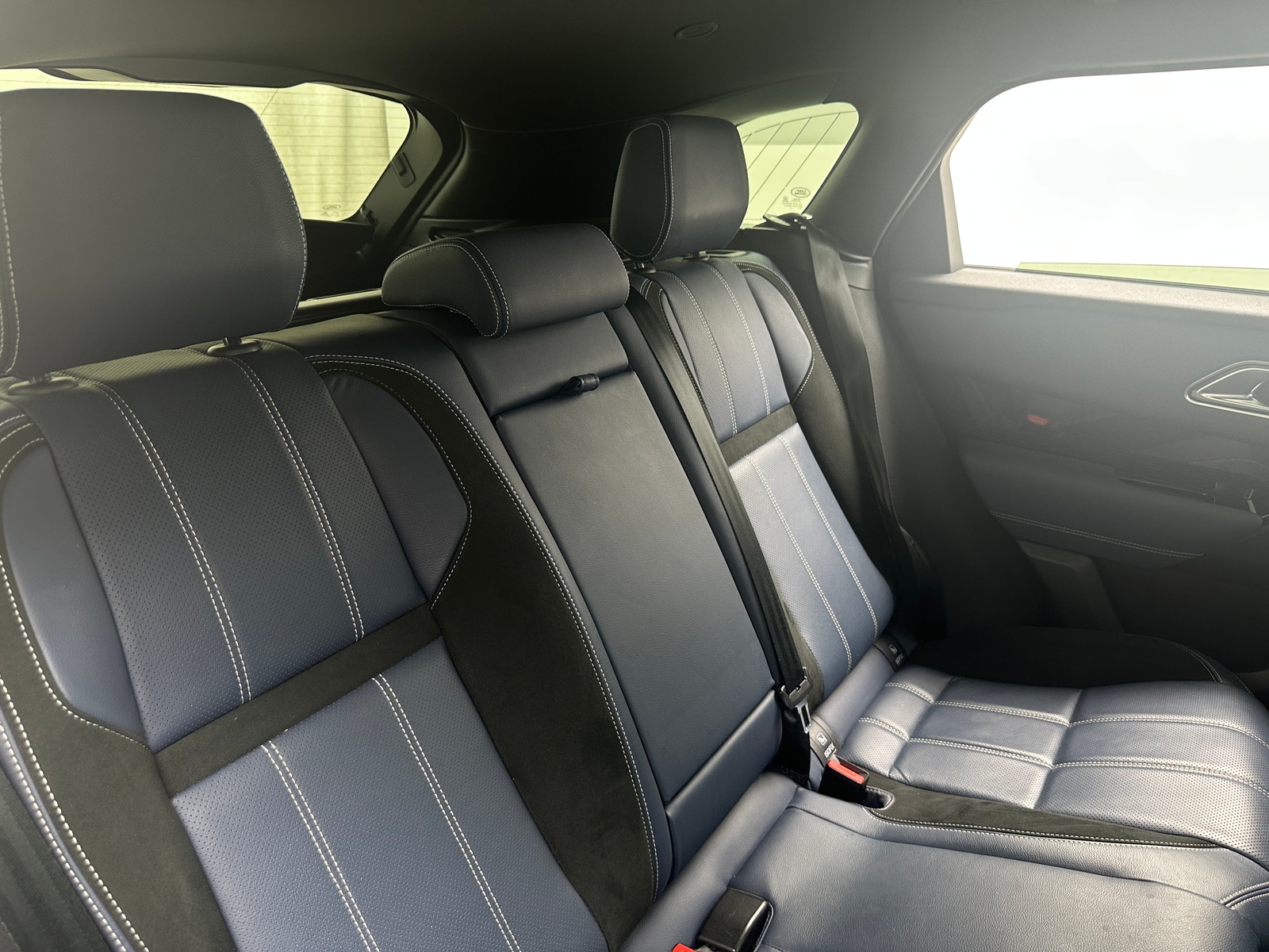Thumbnail: 2023 Land Rover Range Rover Velar - 5