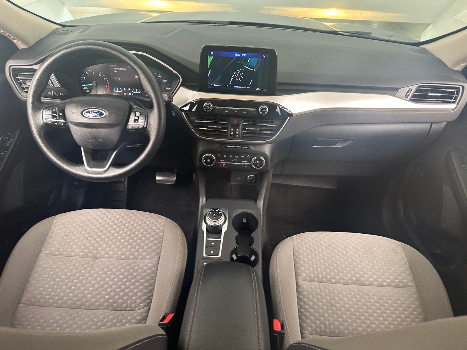 Thumbnail: 2020 Ford Escape - 3