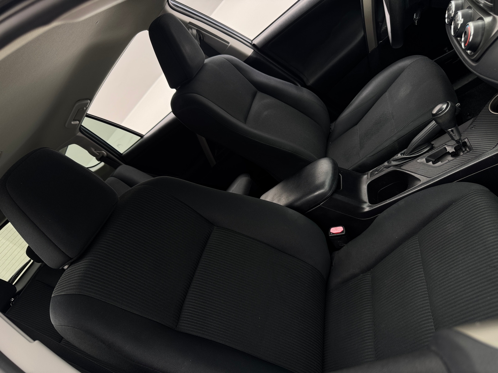 Thumbnail: 2014 Toyota RAV4 - 2