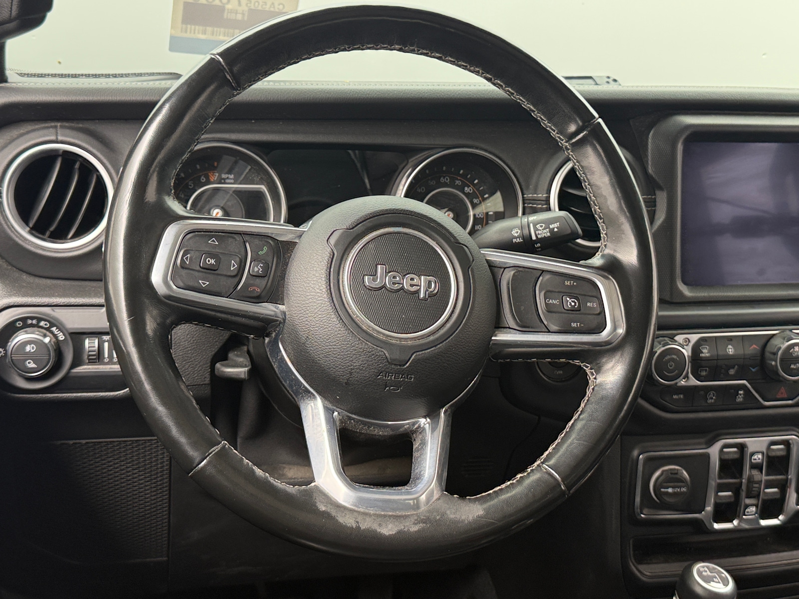 Thumbnail: 2022 Jeep Gladiator - 5