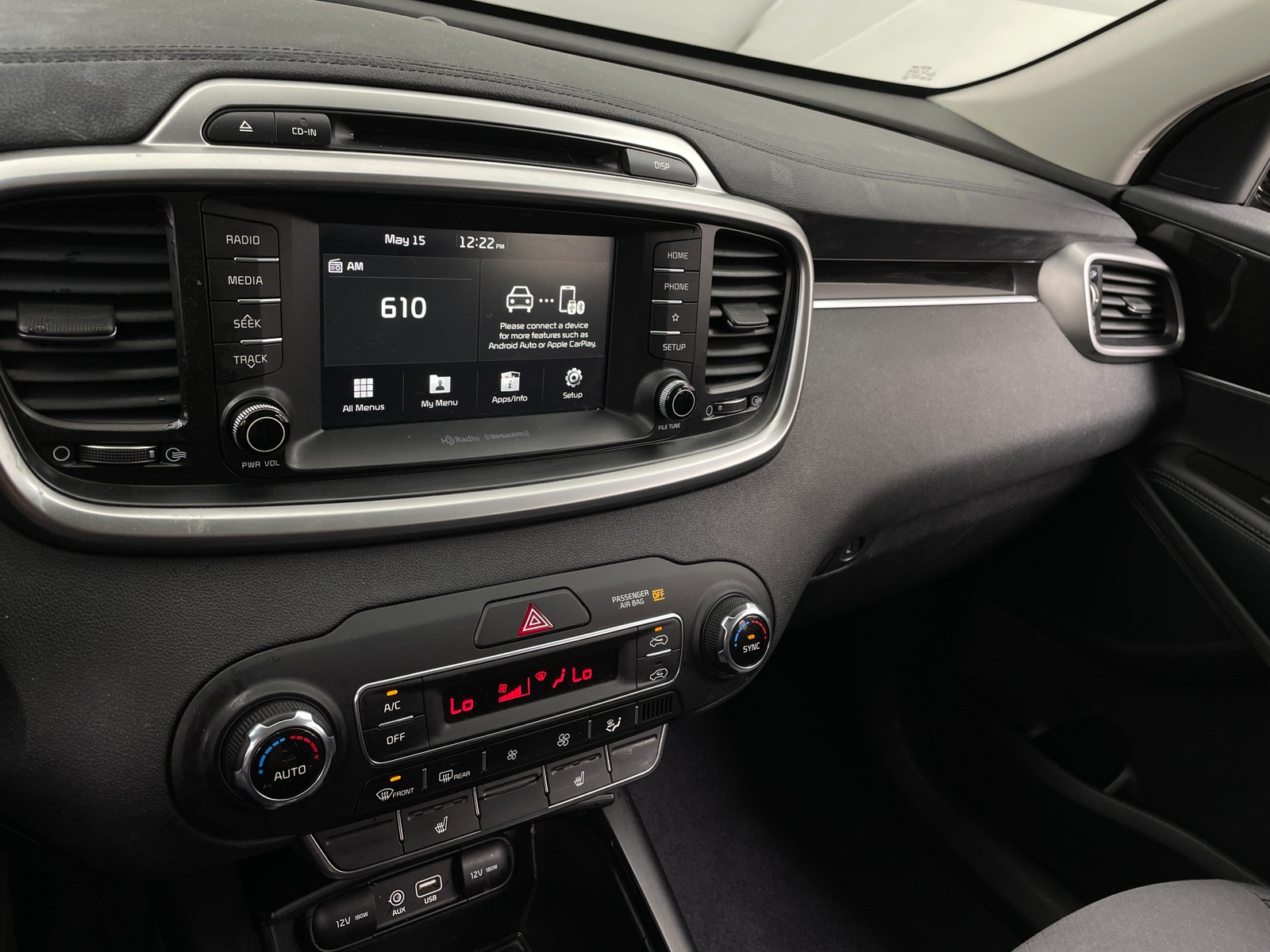 Thumbnail: 2019 Kia Sorento - 4