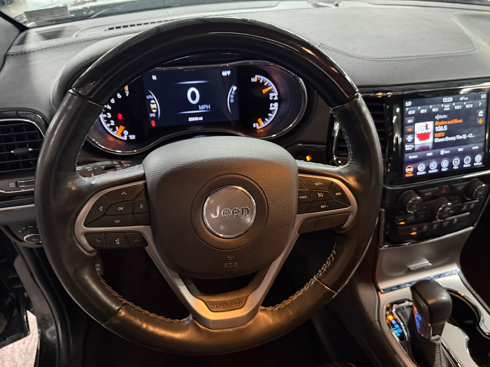 Thumbnail: 2021 Jeep Grand Cherokee - 4