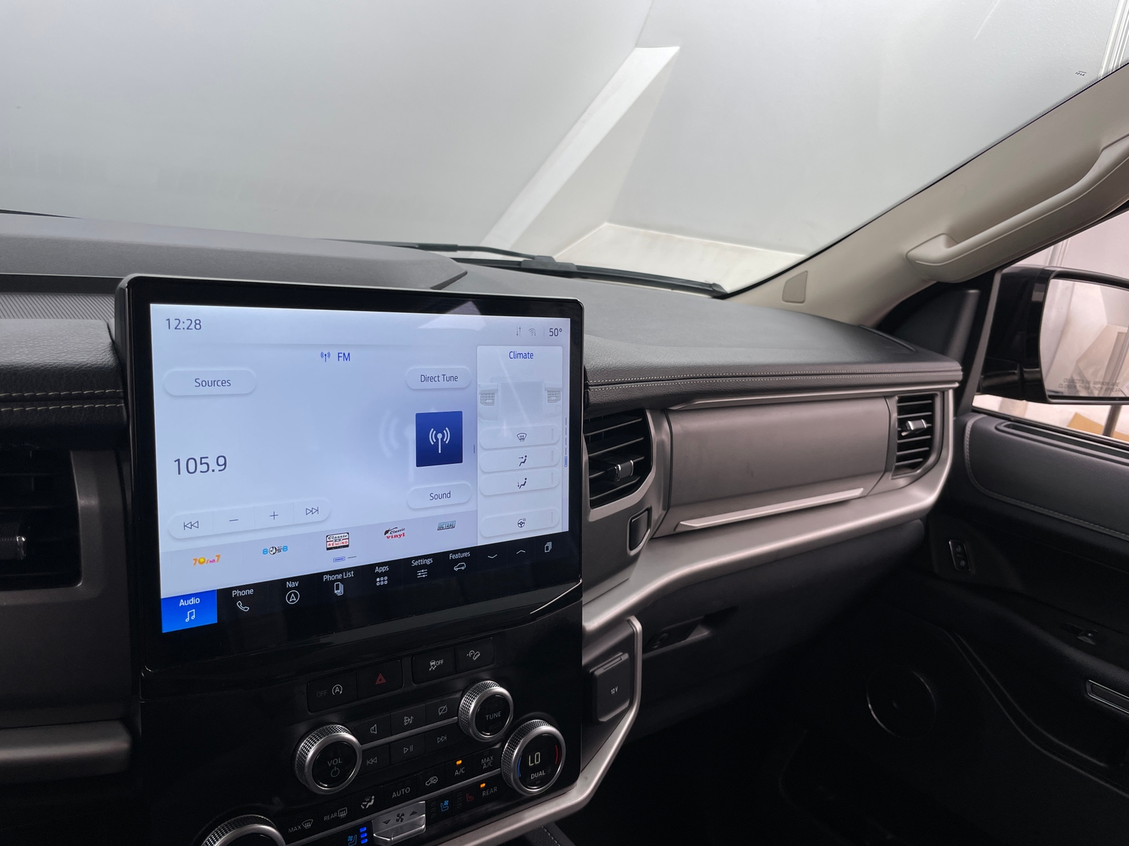 Thumbnail: 2024 Ford Expedition MAX - 4