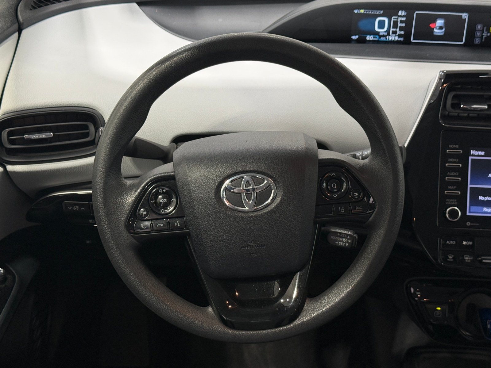 Thumbnail: 2022 Toyota Prius - 5