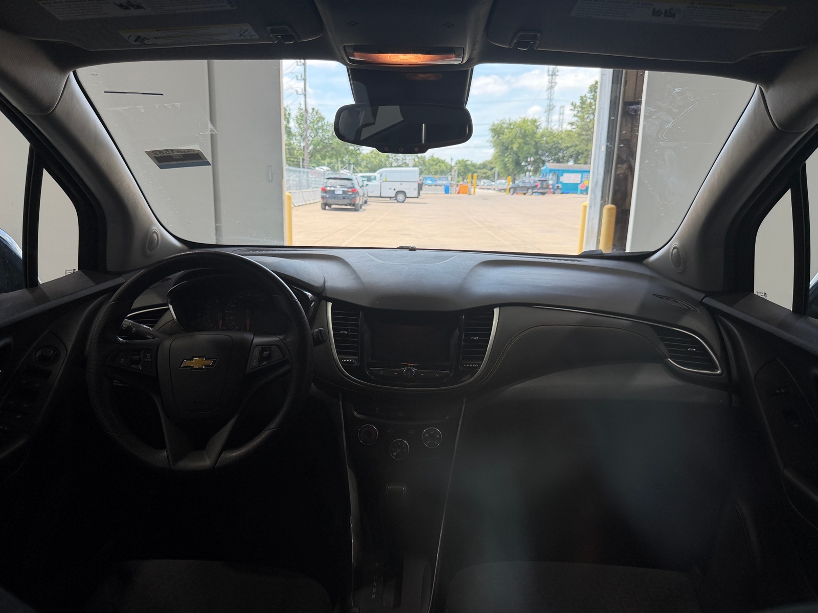 Thumbnail: 2021 Chevrolet Trax - 3