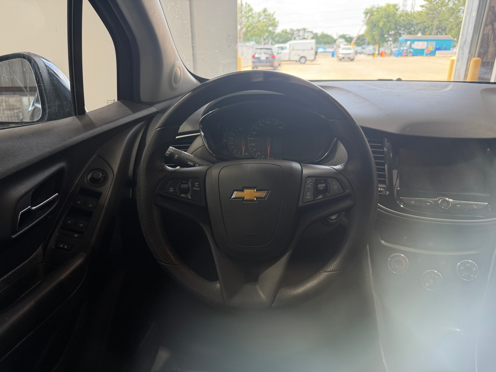 Thumbnail: 2021 Chevrolet Trax - 5