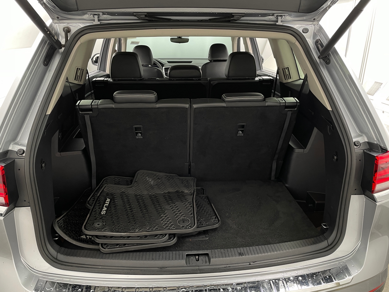 Thumbnail: 2023 Volkswagen Atlas - 6