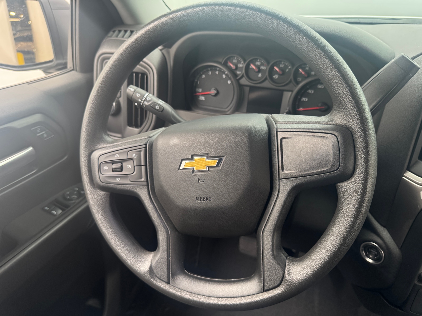 Thumbnail: 2025 Chevrolet Silverado 1500 - 3