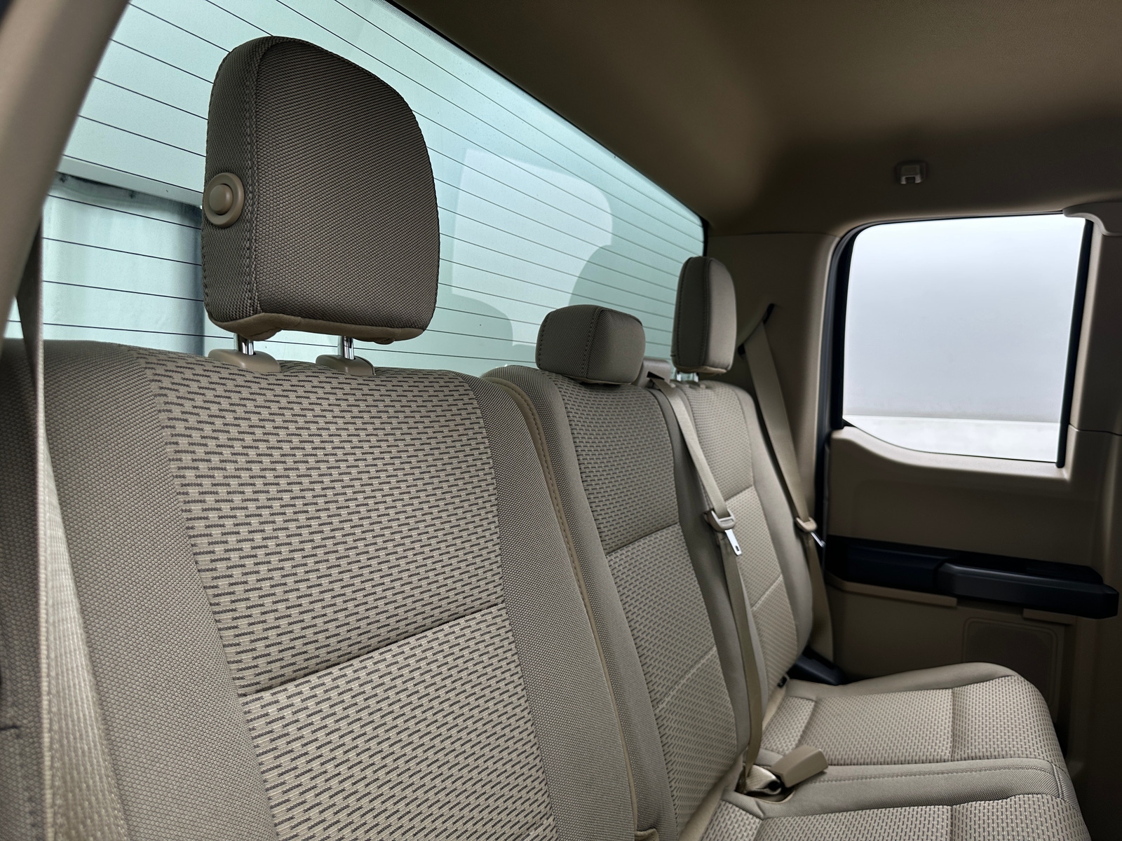 Thumbnail: 2018 Ford Econoline - 6